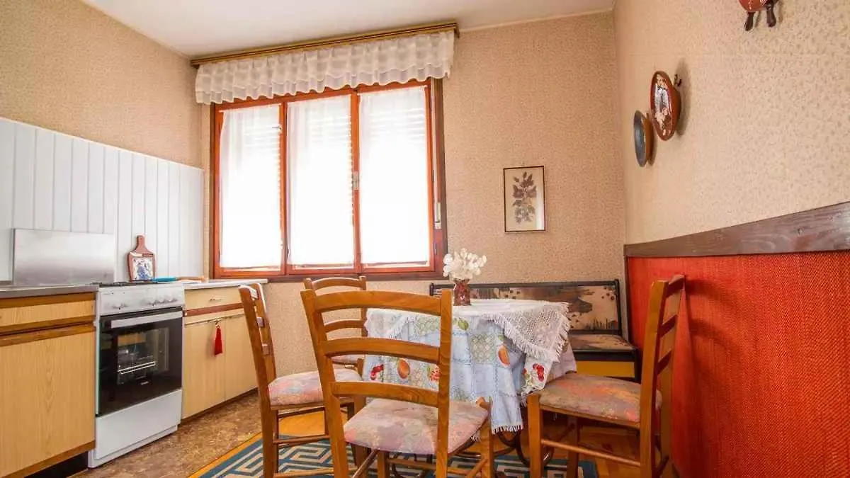 Apartment In Crikvenica 53909